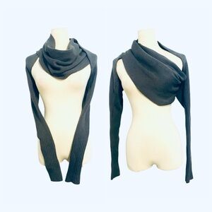 NFP Studio NEW FORM PERSPECTIVE
Convertible Merino Wool Shrug Wrap Sleeves Top